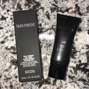 Laura Mercier Moisturizing Photo Finish Nutneg